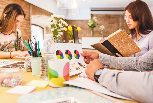 Emprendimiento y Gestión de Negocios